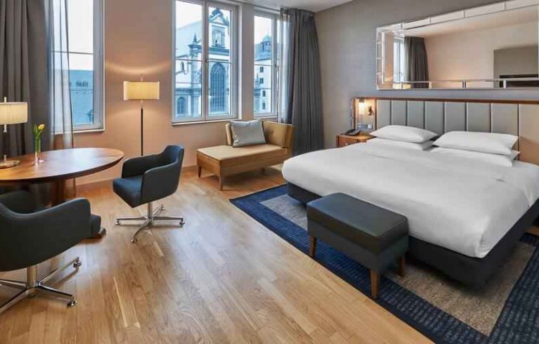 Hilton Cologne, Koln