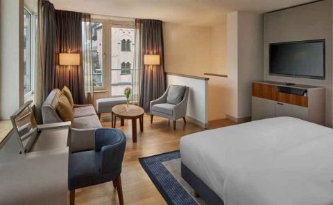 Hotel Hilton Cologne image