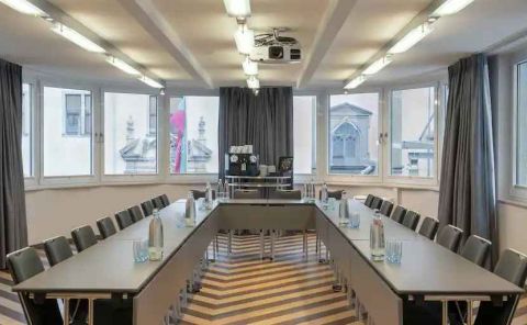 Hotel Hilton Cologne image