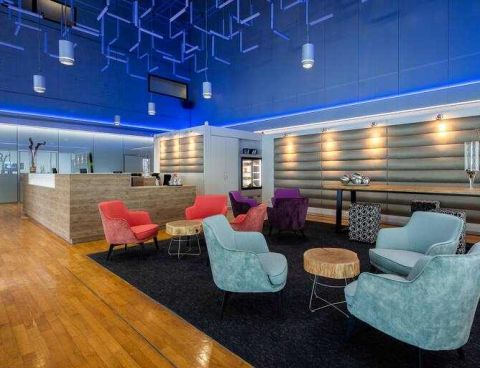 Hotel DoubleTree By Hilton Frankfurt Niederrad image
