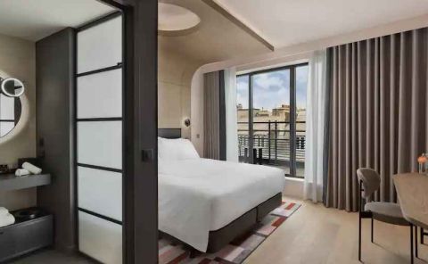 Hotel Canopy By Hilton Paris Trocadero image