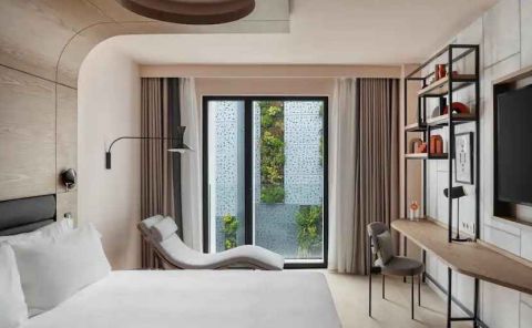 Hotel Canopy By Hilton Paris Trocadero image