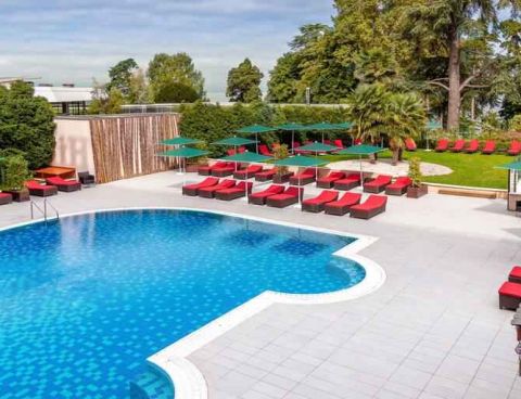 Hotel Hilton Evian-les-Bains image