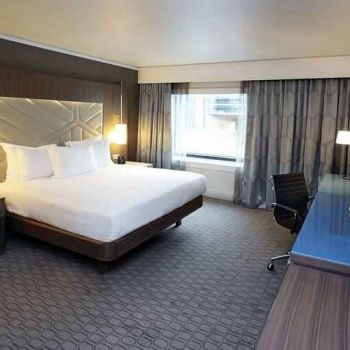 Hotel Hilton Paris La Defense image