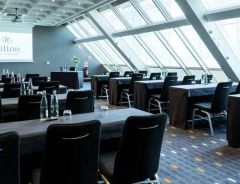Hotel Hilton Paris La Defense image