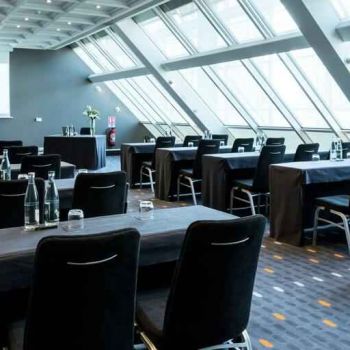 Hotel Hilton Paris La Defense image