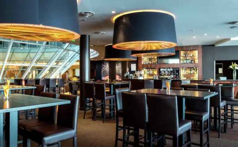 Hotel Hilton Paris La Defense image