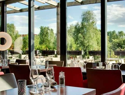 Hotel DoubleTree By Hilton Lyon Eurexpo image