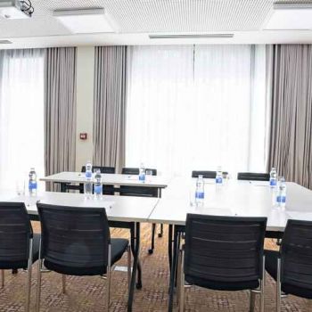 Hotel Hampton By Hilton Toulouse Airport image