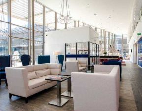 Lobby workspace at the Hampton by Hilton Amsterdam Arena Boulevard.