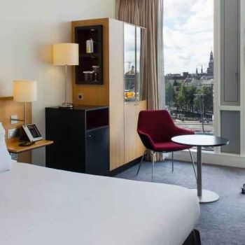 Hotel DoubleTree By Hilton Amsterdam Centraal Station image