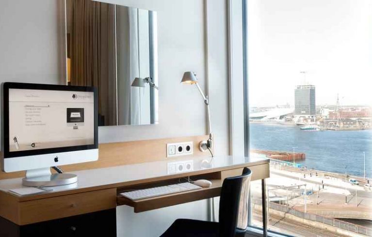 DoubleTree By Hilton Amsterdam Centraal Station, Amsterdam