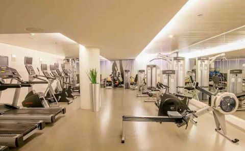 Hotel DoubleTree By Hilton Amsterdam Centraal Station image