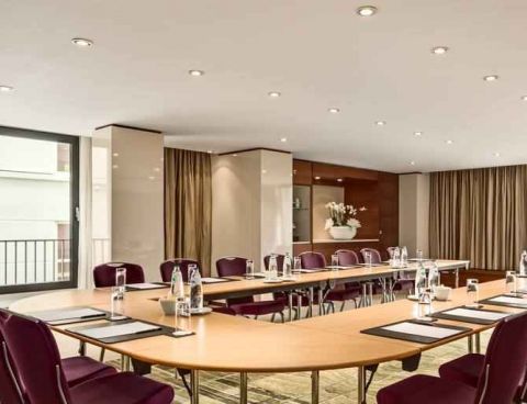 Hotel Hilton The Hague image