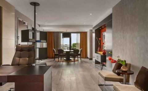 Hotel Hilton The Hague image