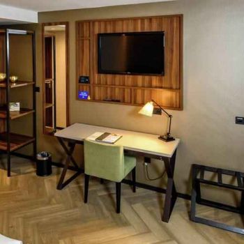Hotel DoubleTree By Hilton Royal Parc Soestduinen image