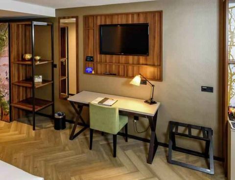 Hotel DoubleTree By Hilton Royal Parc Soestduinen image