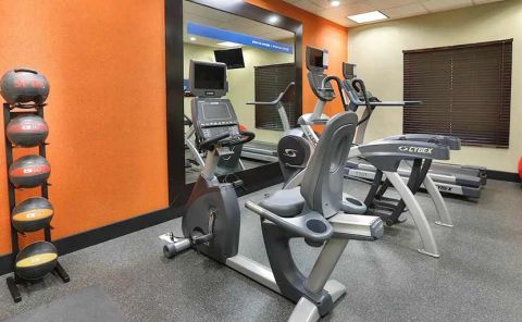 Hotel Hampton Inn & Suites By Hilton San Jose-Airport image