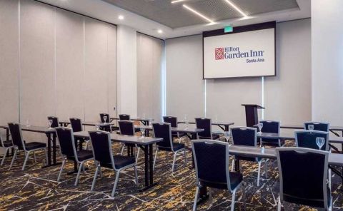 Hotel Hilton Garden Inn Santa Ana image