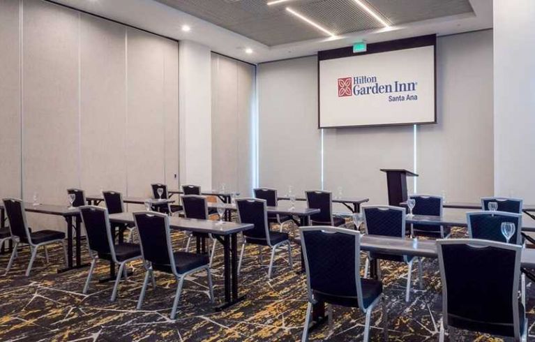 Hilton Garden Inn Santa Ana, Sta Ana