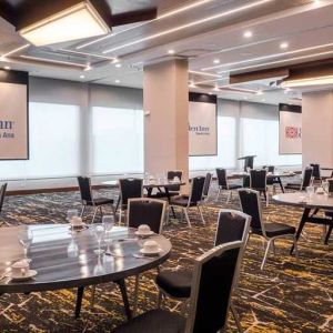 large conference room for all conference and business needs at Hilton Garden Inn Santa Ana San Jose.