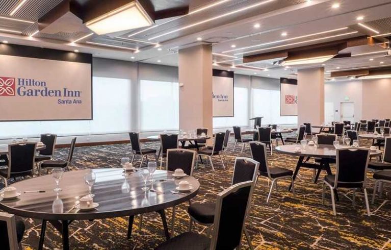 Hilton Garden Inn Santa Ana, Sta Ana