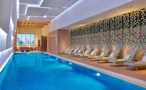 Hotel DoubleTree By Hilton Sharjah Waterfront Hotel And Residences image