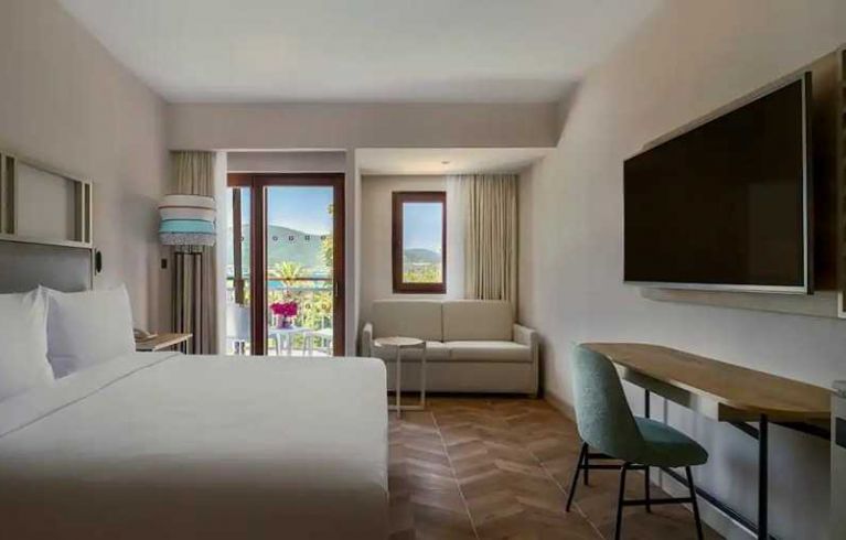 DoubleTree By Hilton Bodrum Isil Club Resort, Bodrum