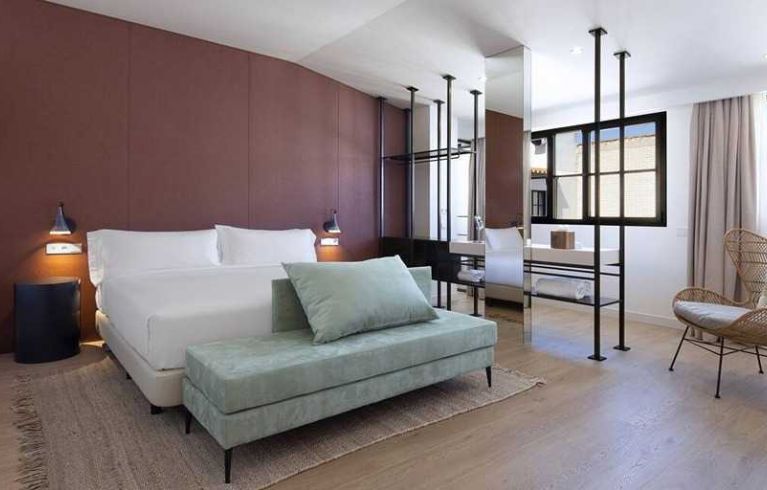 Atocha Hotel Madrid, Tapestry Collection By Hilton, Madrid