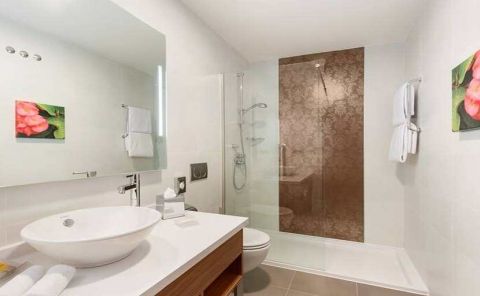Hotel Hilton Garden Inn Sevilla image