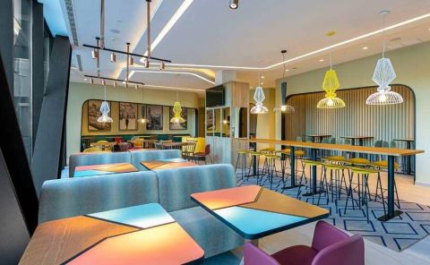 Hotel Hampton By Hilton Alcobendas Madrid image