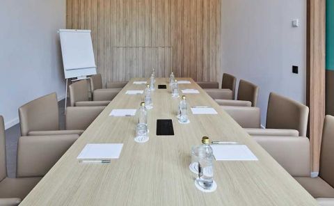 Hotel Hampton By Hilton Barcelona Fira Gran Via image
