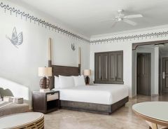 Hotel Hilton Los Cabos Beach & Golf Resort image