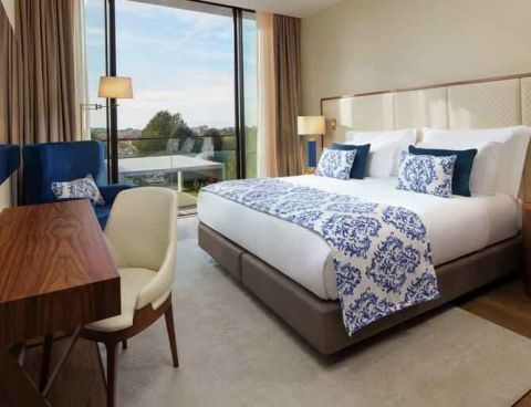 Hotel Boeira Garden Hotel Porto Gaia, Curio Collection By Hilton image