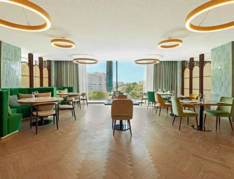 Hotel Boeira Garden Hotel Porto Gaia, Curio Collection By Hilton image