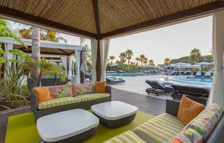 Conrad Algarve, Almacil