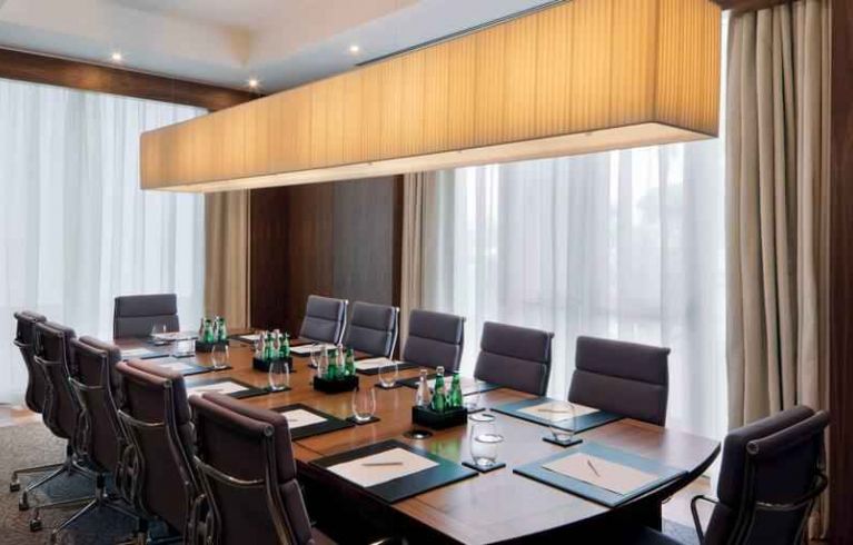 Conrad Algarve, Almacil