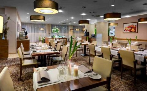 Hotel Hilton Garden Inn Krakow image