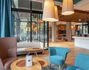 Lobby workspace at the Hampton by Hilton Warsaw Mokotow.