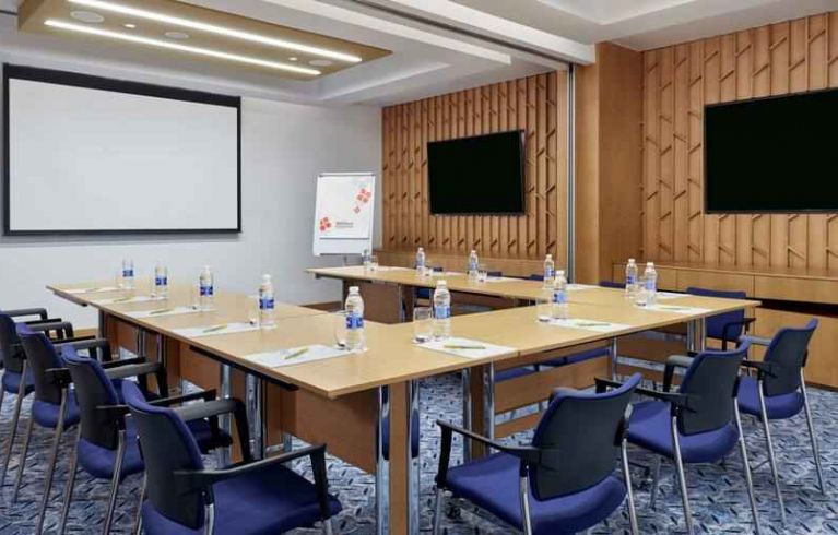 Hilton Garden Inn Muscat Al Khuwair, Muscat