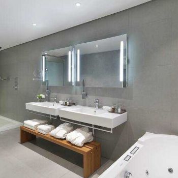 Hotel Legend Hotel Lagos Airport, Curio Collection By Hilton image