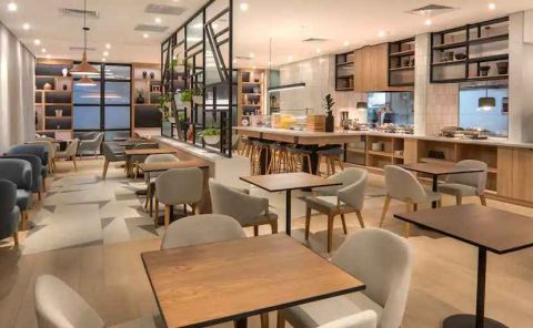 Hotel Hilton Garden Inn Umhlanga Arch image