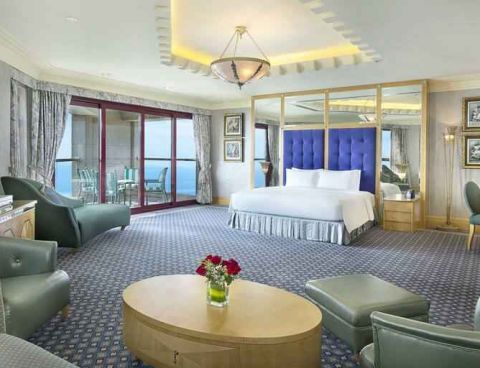 Hotel Jeddah Hilton image