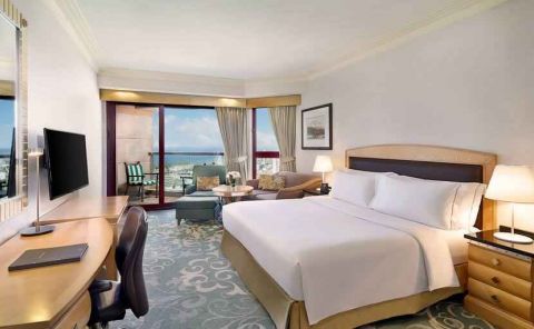 Hotel Jeddah Hilton image