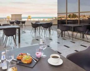 Outdoor terrace suitable as workspace at the Hilton Garden Inn Al Jubail.