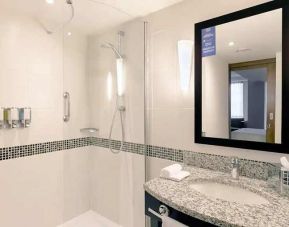 clean and spacious bathroom with shower at Hampton by Hilton Cluj-Napoca.