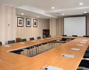 professional meeting room ideal for all business meetings at Hampton by Hilton Cluj-Napoca.