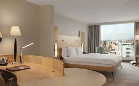 Hotel Hilton Zurich Airport image