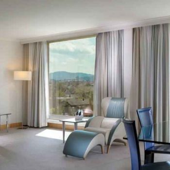 Hotel Hilton Zurich Airport image
