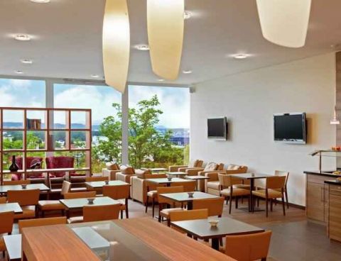 Hotel Hilton Zurich Airport image